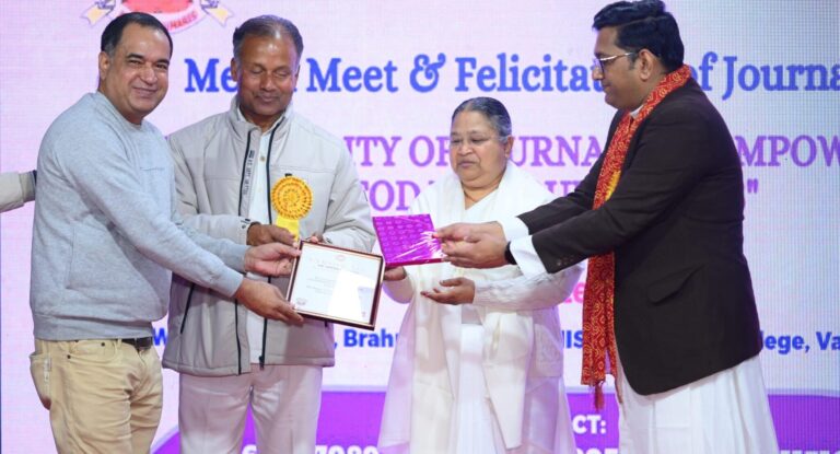 Sonu Tyagi, Founder of Go Spiritual & Approach Entertainment, Honored at Media Meet & Felicitation of Journalists by Brahma Kumaris and NISCORT Media College